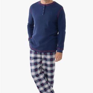 Men’s size small Pajamagram winter pajamas, brand new in original packaging